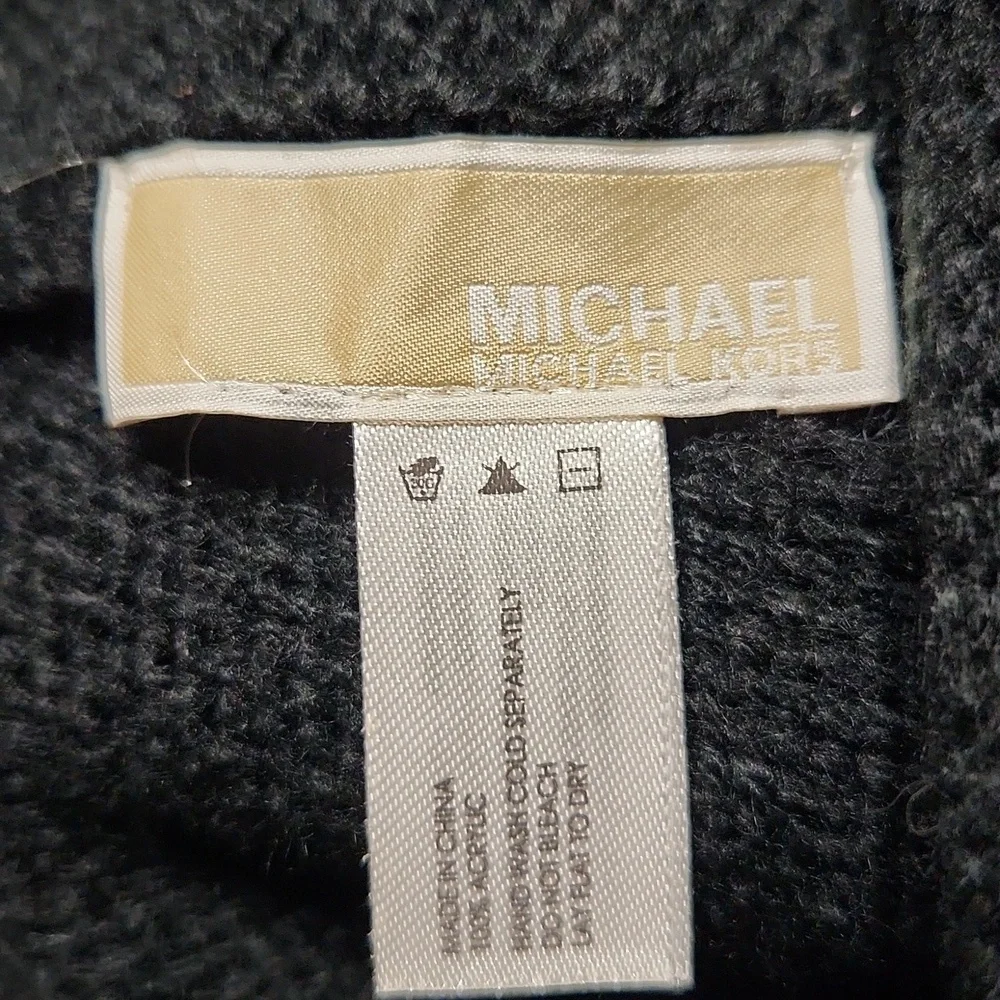 NWOT Michael Kors Mirror Stud Black Knit Beanie & Scarf Set